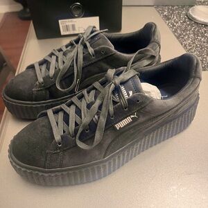 Rhianna puma fenty velvet creeper y2k grey colorway women size 9.5 men size 8